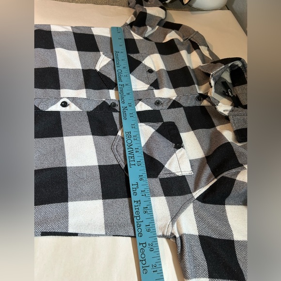 Carbon flannel long sleeve button down top size small - Picture 11 of 12